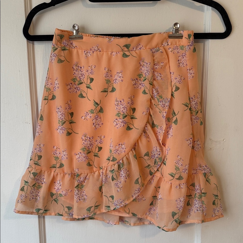 Charming Floral Skirt in Peach